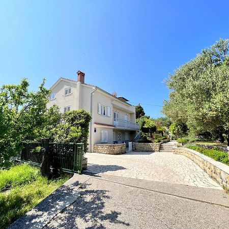 Miramar Gardenn Apartmment Banjol エクステリア 写真
