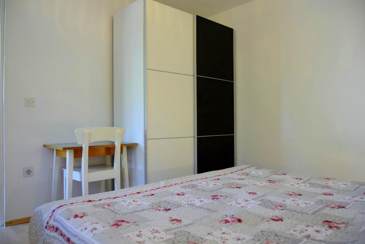 Miramar Gardenn Apartmment Banjol エクステリア 写真
